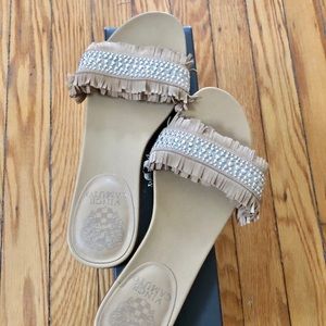 Sale! EUC Vince Camuto slip-on suede sandals